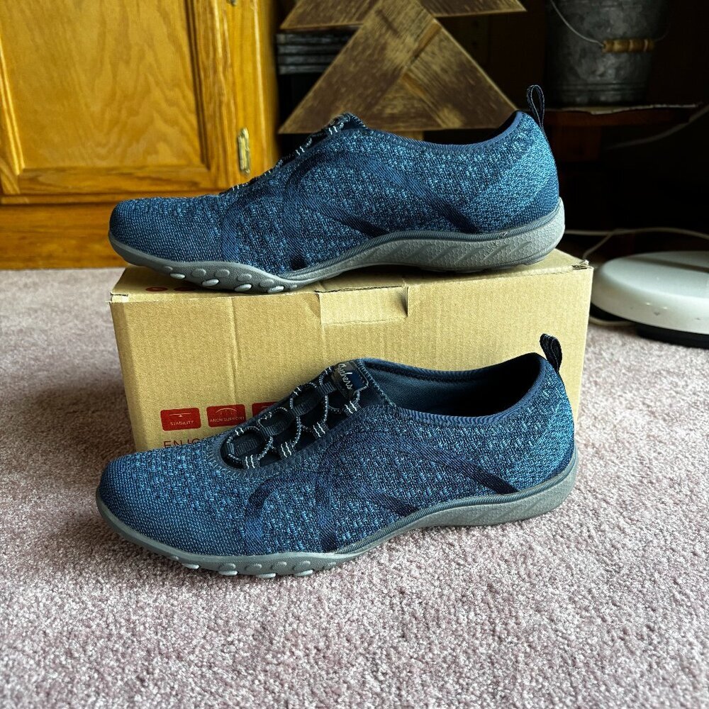 Skechers Blue Relaxed Fit Air-Cooled Sneakers Memory Foam – Size 9.5